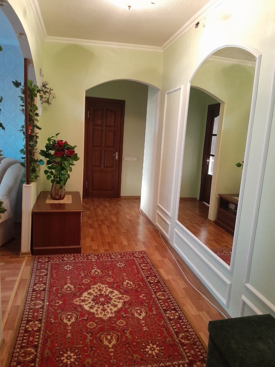‼Продам 3-ком. квартиру на кв. Южный. 7/9эт., 70/40/9м². Отличное, жилое, состояние. Уютная, просторная квартира. Мебель в стоимость не входит. Рядом ...